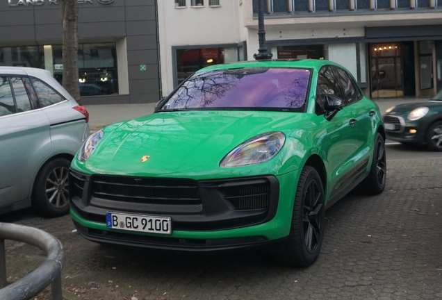 Porsche 95B Macan GTS MkIII