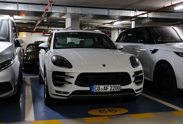 Porsche 95B Macan Turbo