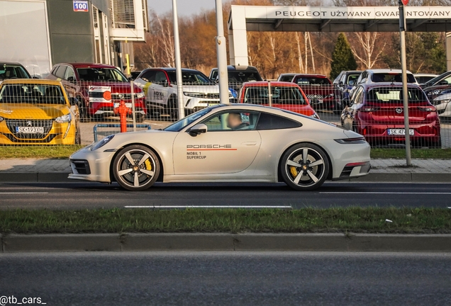 Porsche 992 Carrera 4S