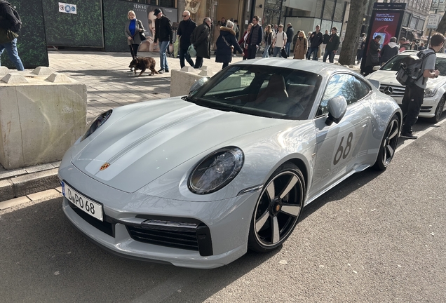 Porsche 992 Sport Classic