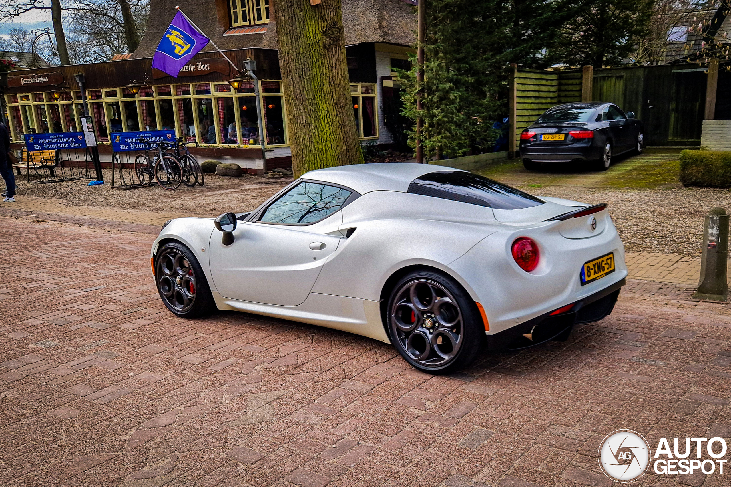 Alfa Romeo 4C Launch Edition