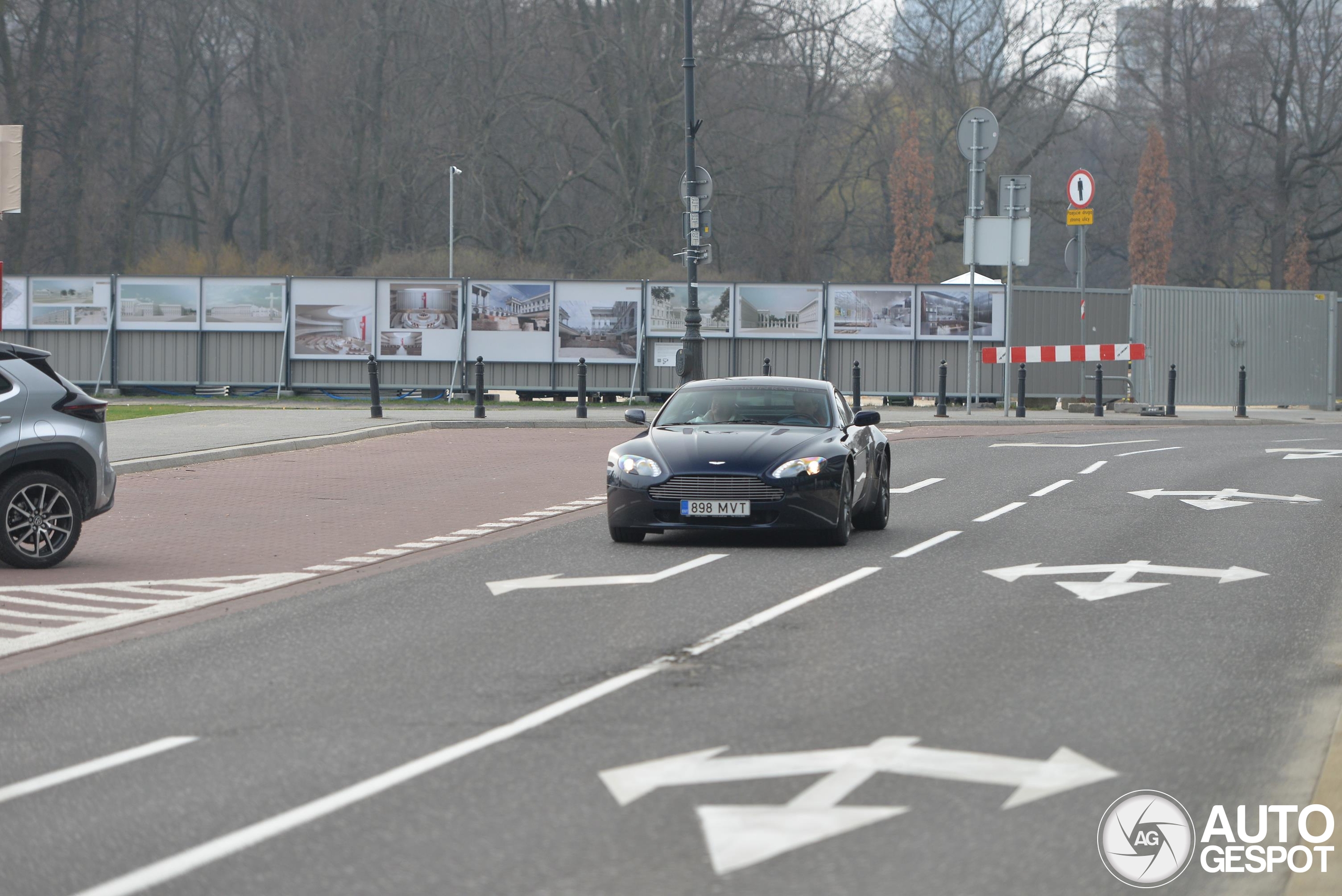 Aston Martin V8 Vantage