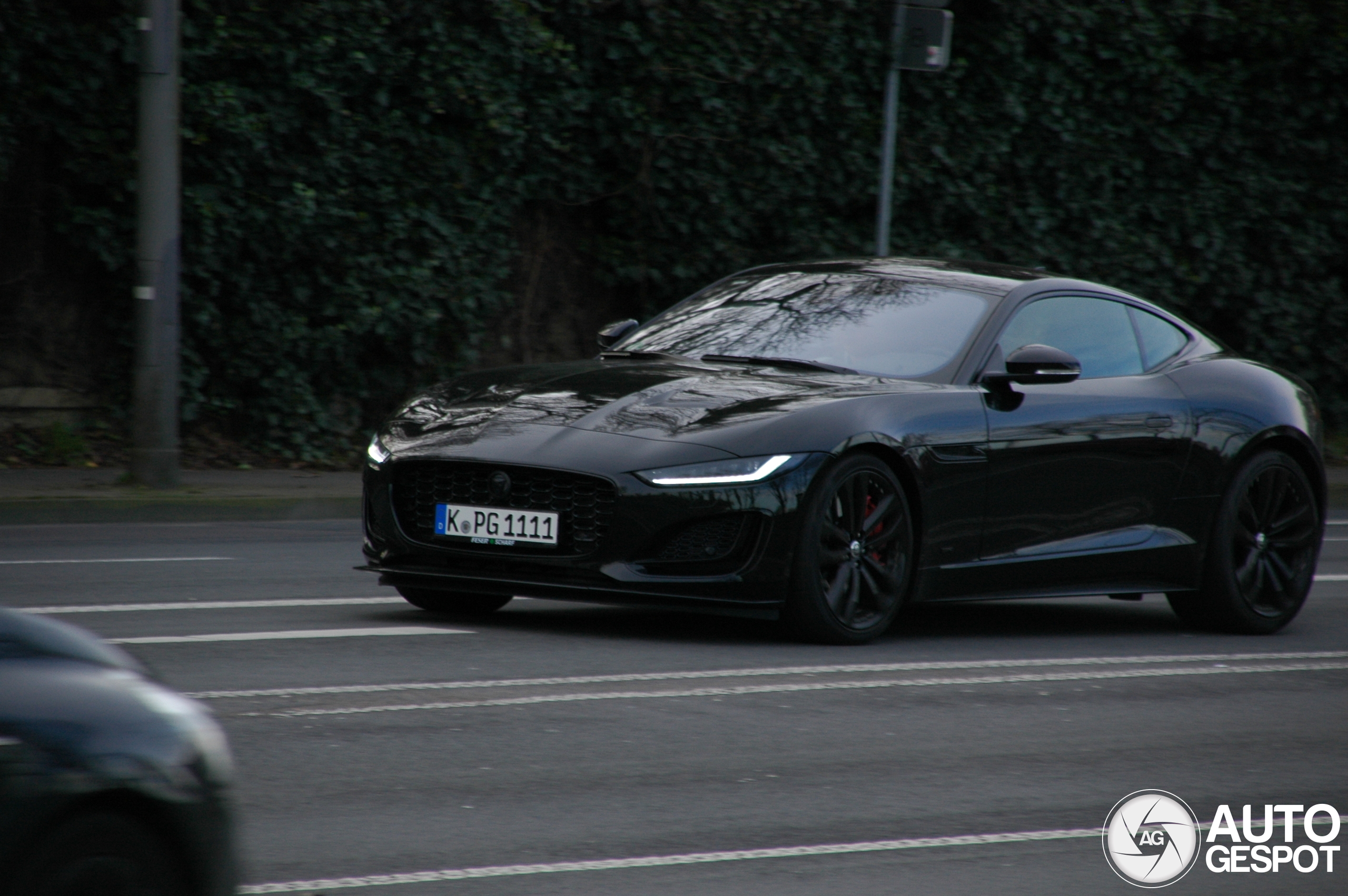 Jaguar F-TYPE P450 Coupé 2020