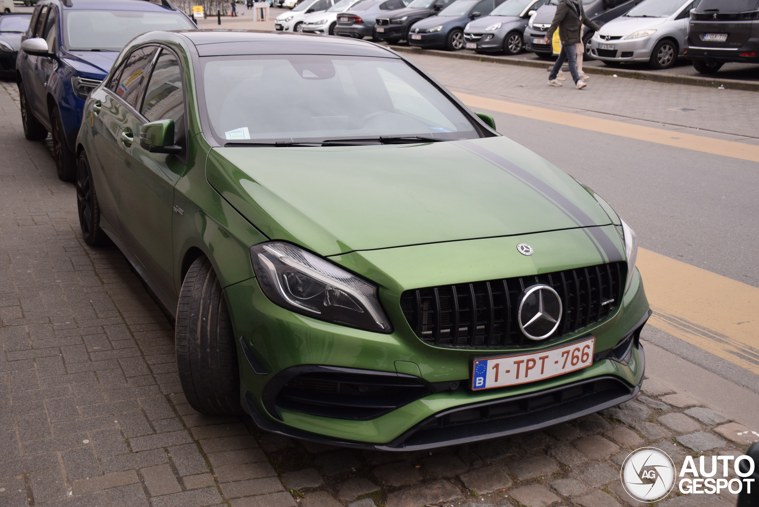 Mercedes-AMG A 45 W176 2015