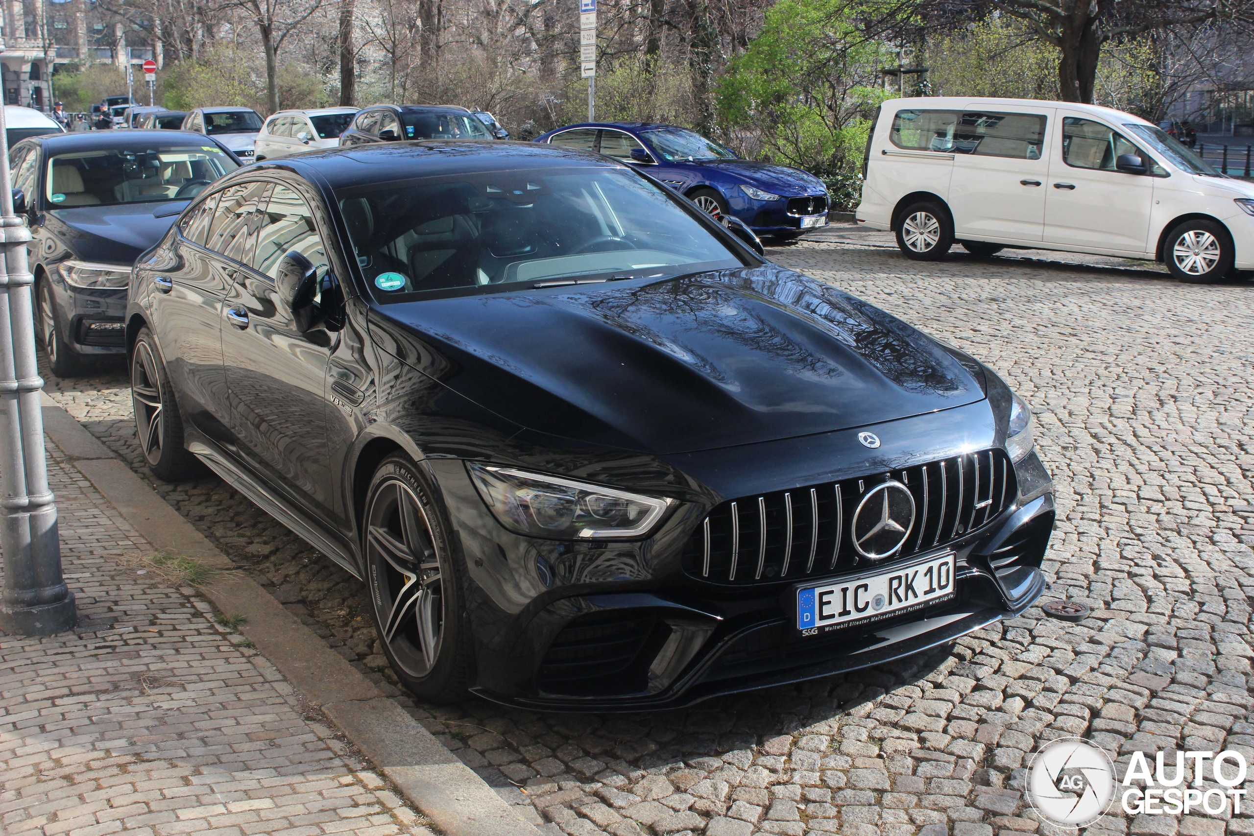 Mercedes-AMG GT 63 S X290