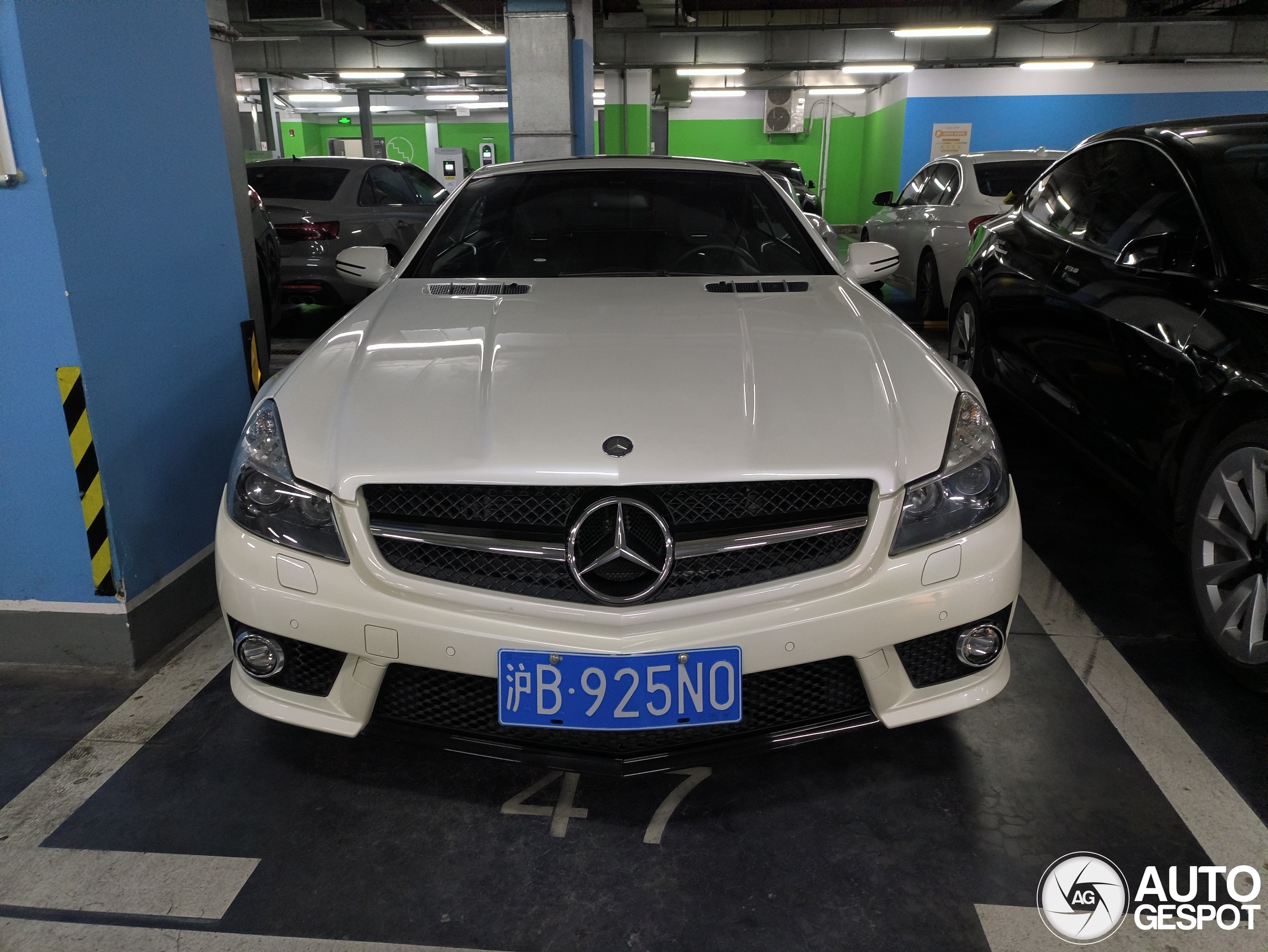 Mercedes-Benz SL 63 AMG