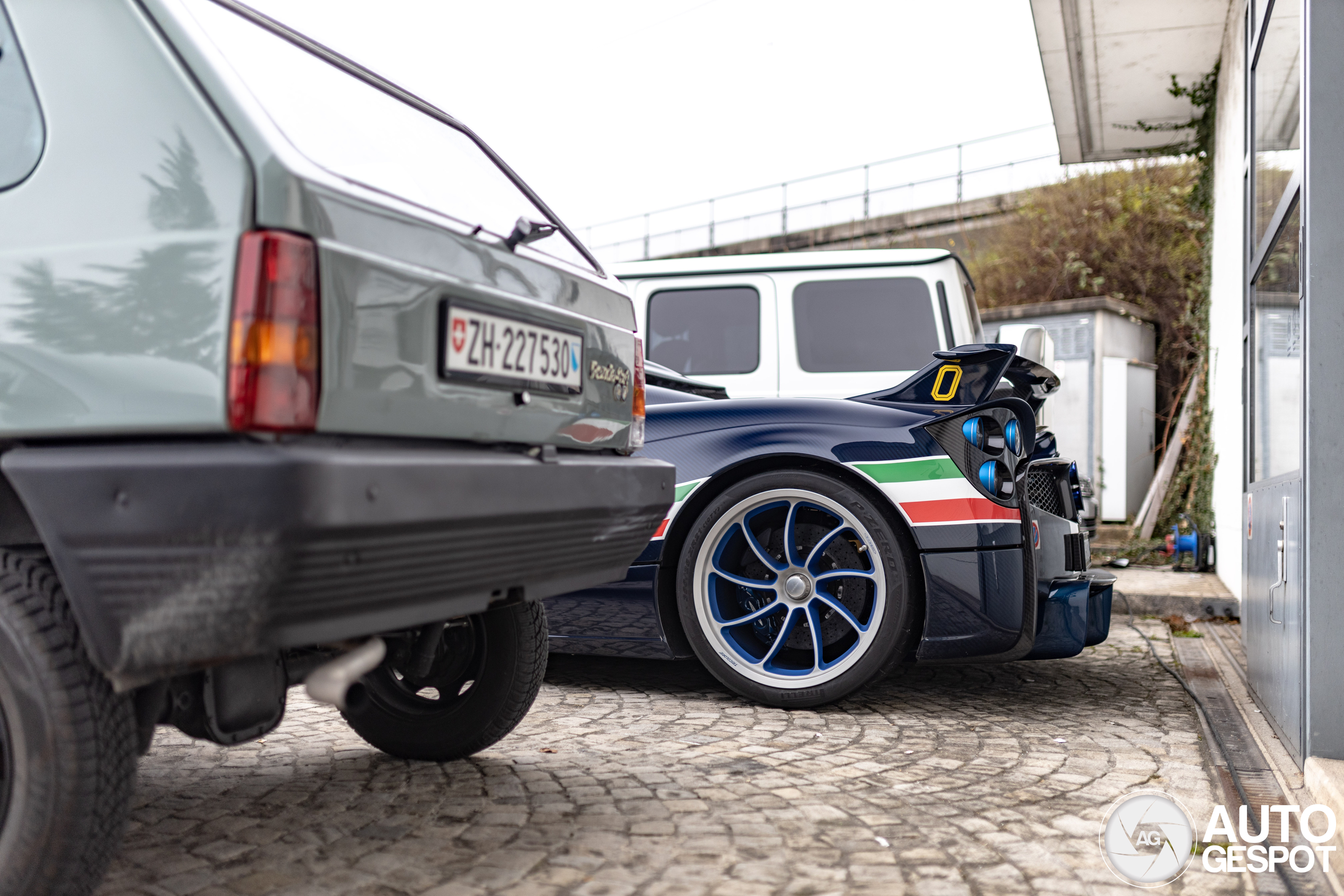 Pagani Huayra Roadster Tricolore je pun prelepih detalja