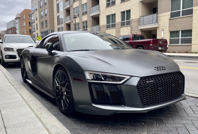 Audi R8 V10 Plus 2015