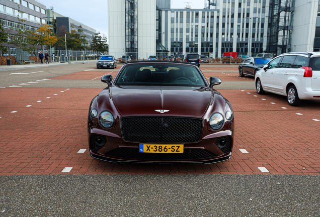 Bentley Continental GTC V8 S 2023