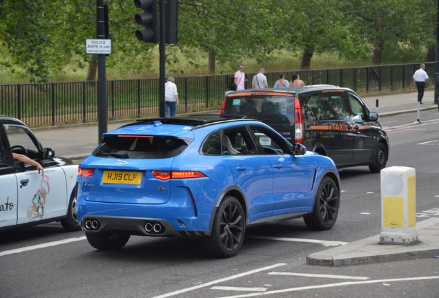 Jaguar F-PACE SVR 2021