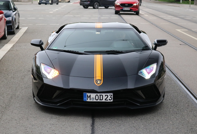 Lamborghini Aventador S LP740-4