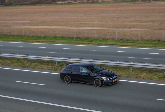 Mercedes-Benz CLA 45 AMG Shooting Brake