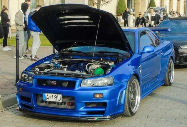 Nissan Skyline R34 GT-R V-Spec II