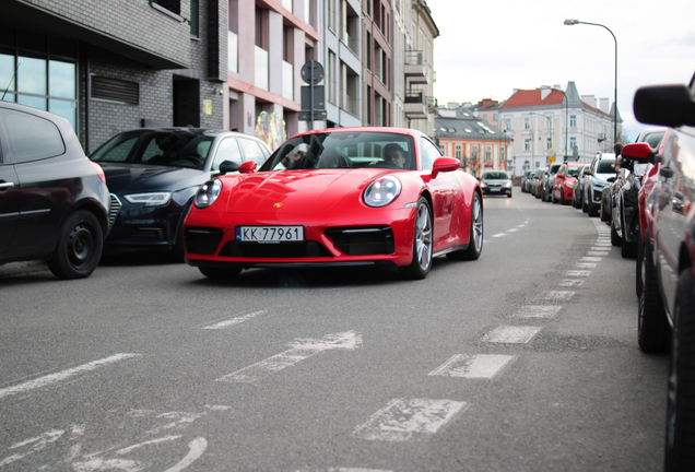 Porsche 992 Carrera 4S