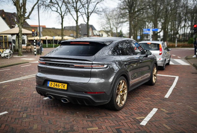 Porsche Cayenne Coupé Turbo E-Hybrid