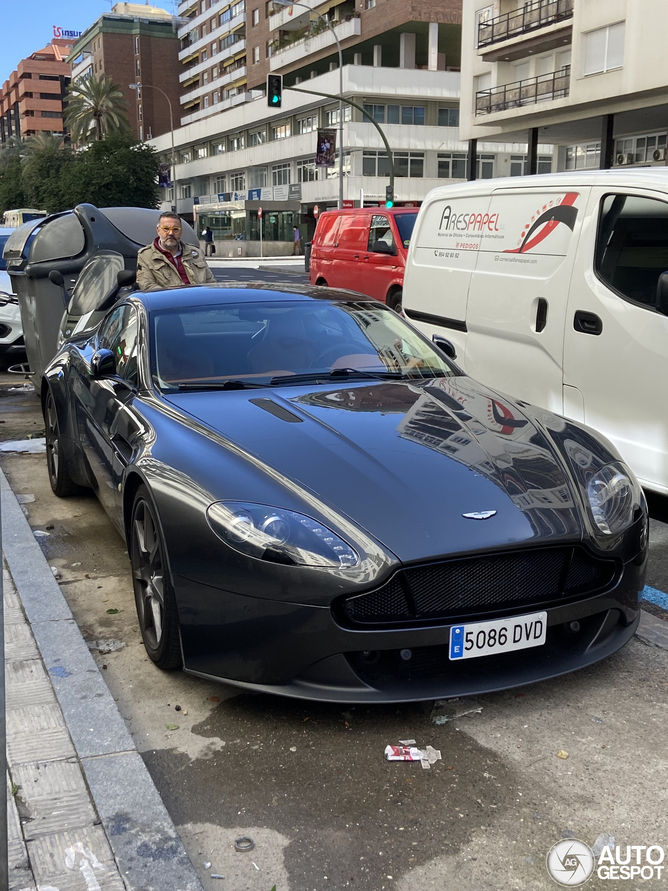 Aston Martin V8 Vantage