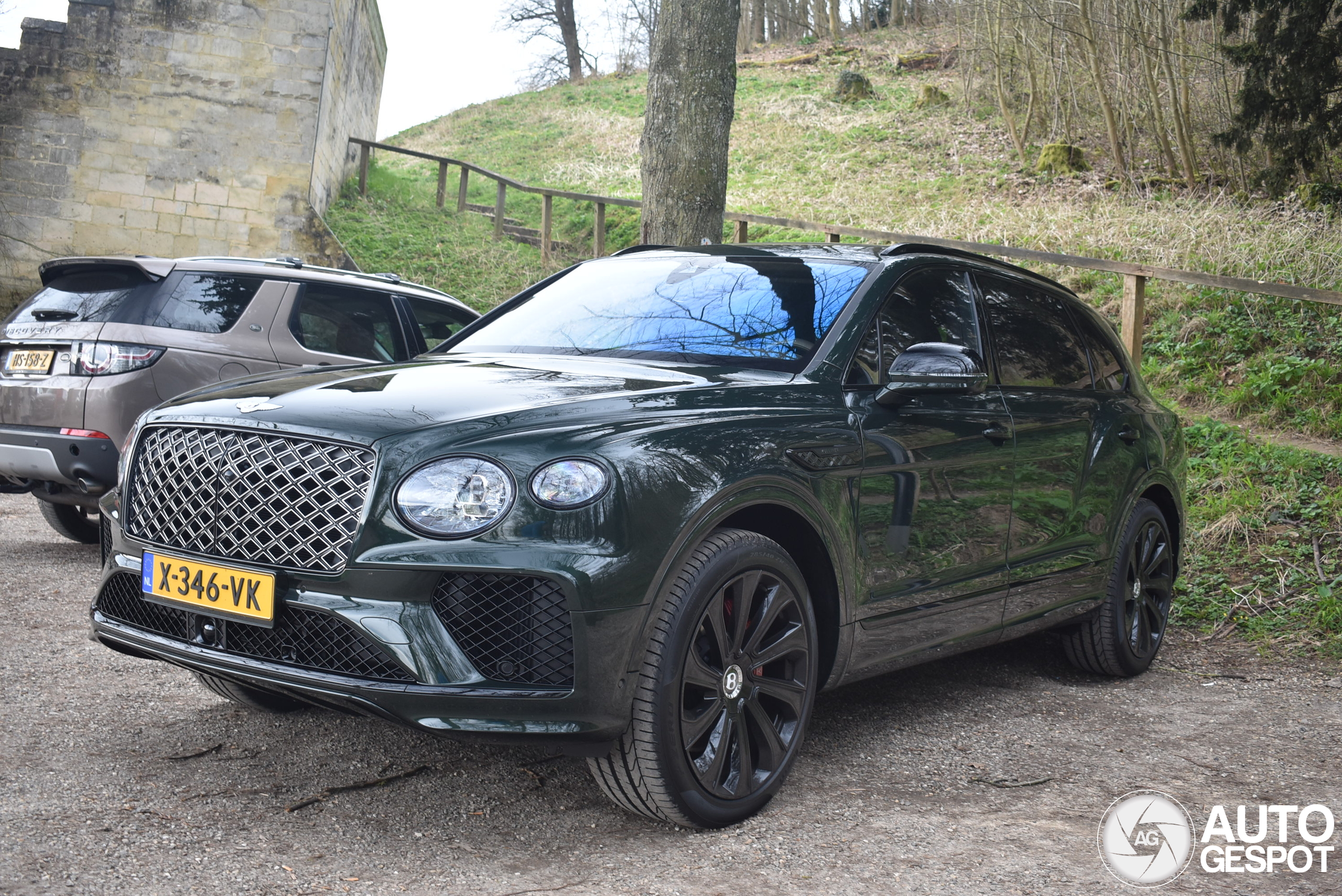 Bentley Bentayga EWB Mulliner