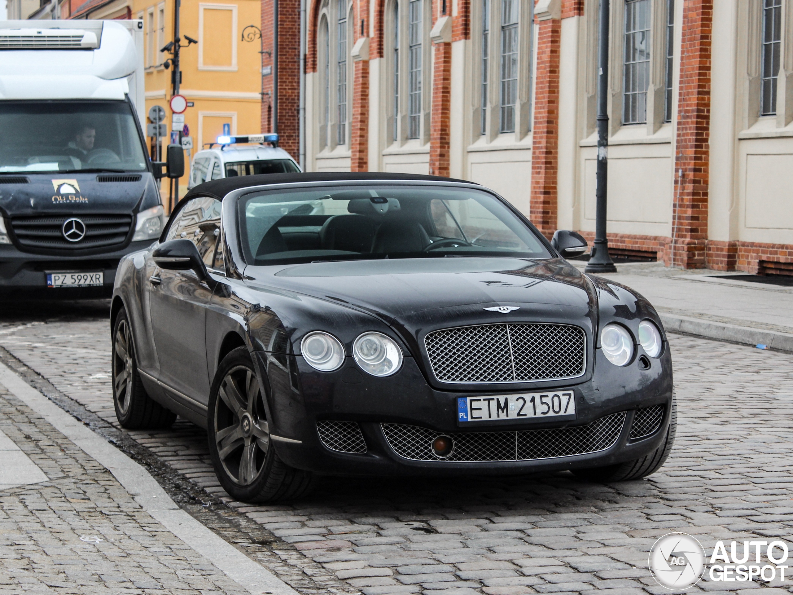 Bentley Continental GTC