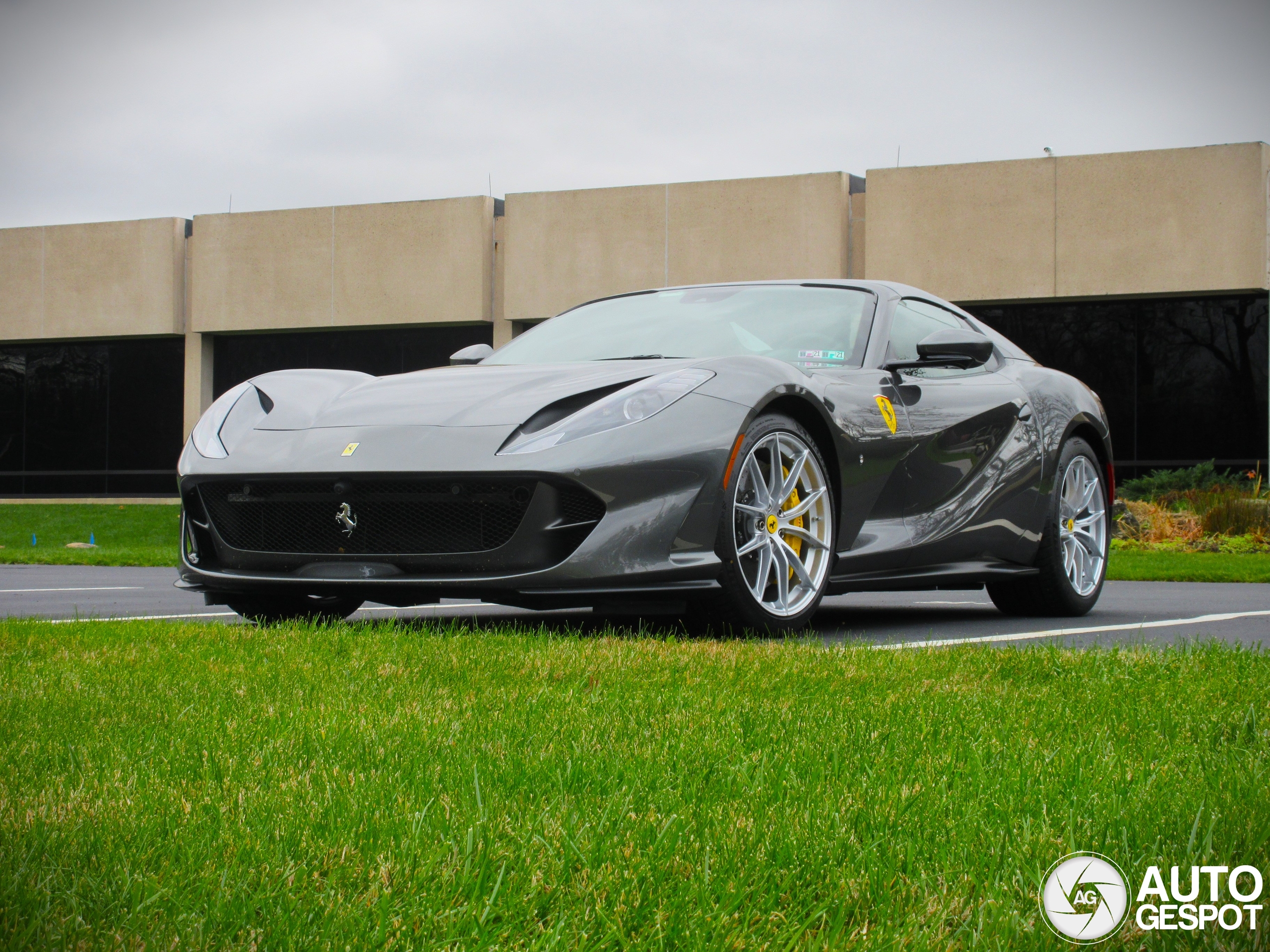 Ferrari 812 GTS