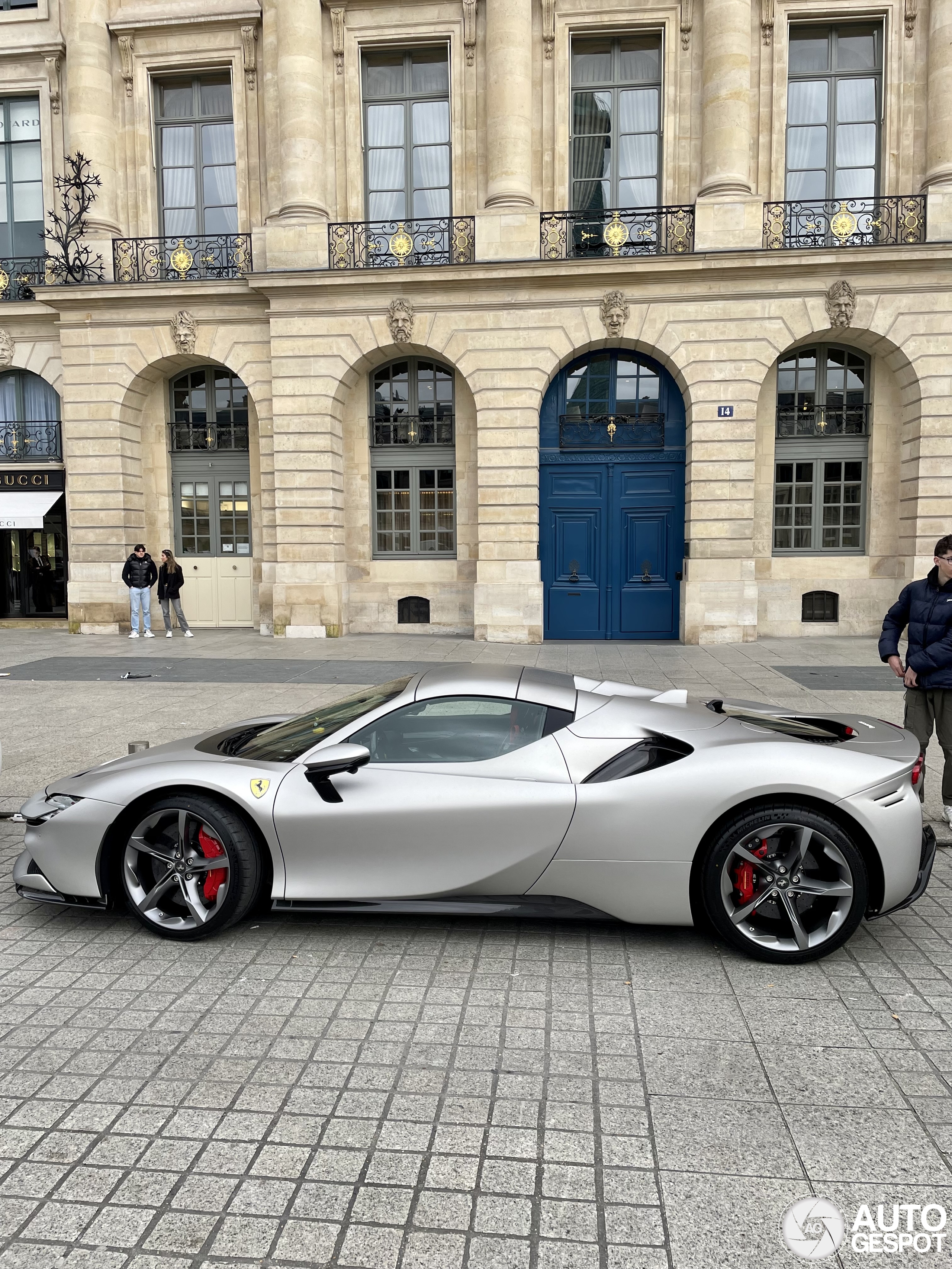 Ferrari SF90 Spider