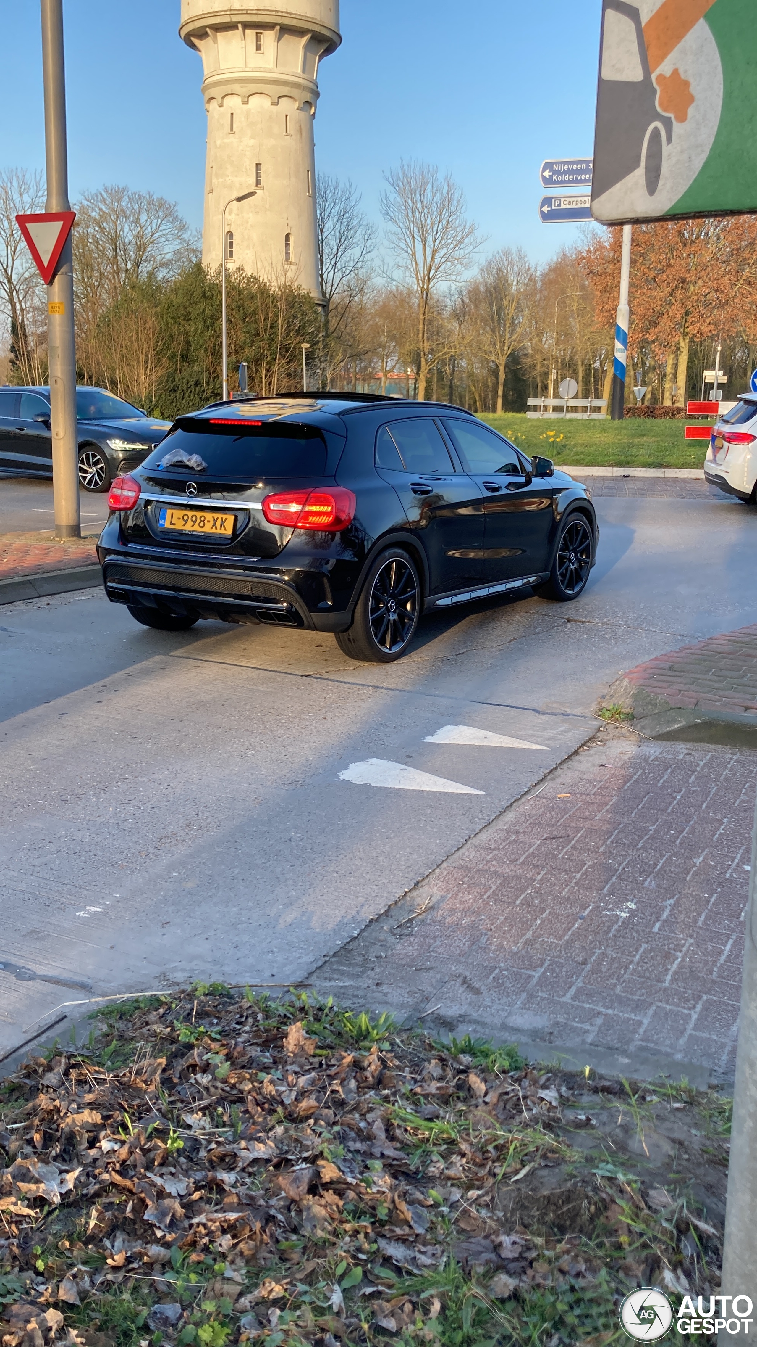 Mercedes-AMG GLA 45 X156