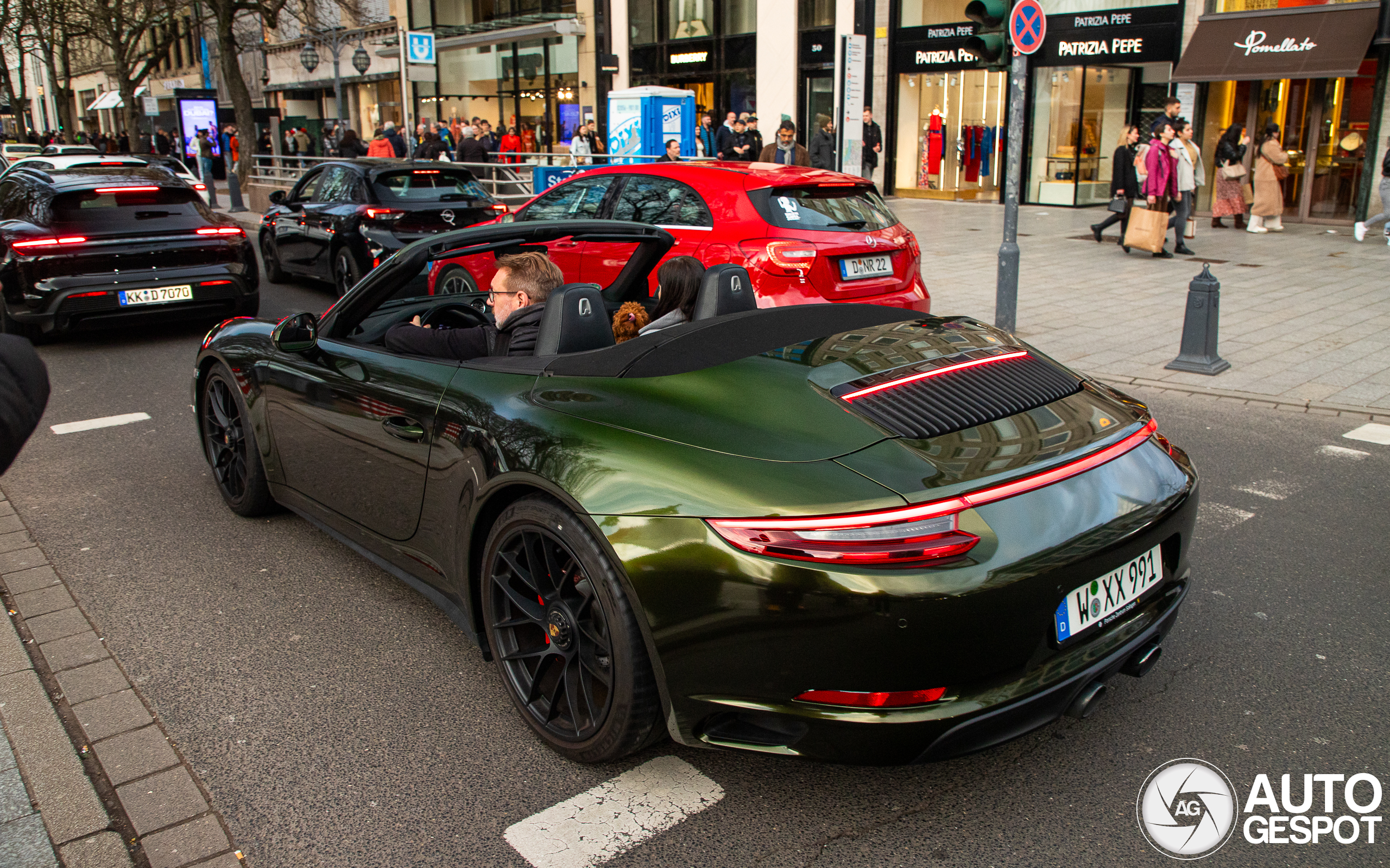 Porsche 991 Carrera 4 GTS Cabriolet MkII