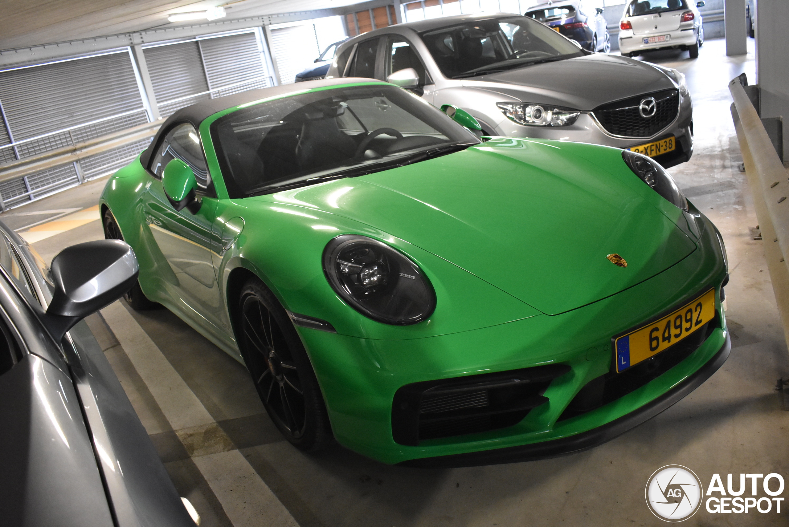 Porsche 992 Carrera 4 GTS Cabriolet