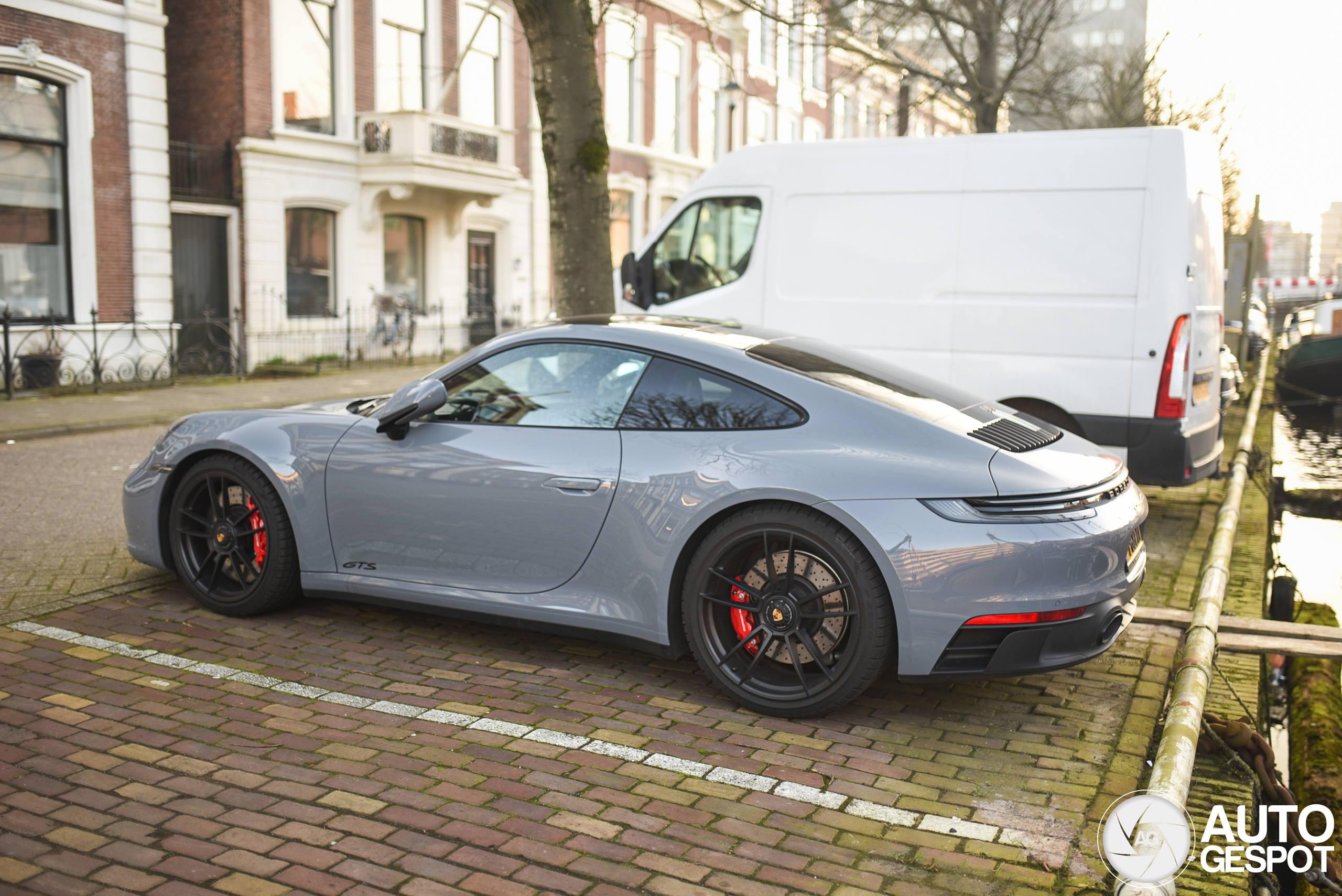 Porsche 992 Carrera GTS