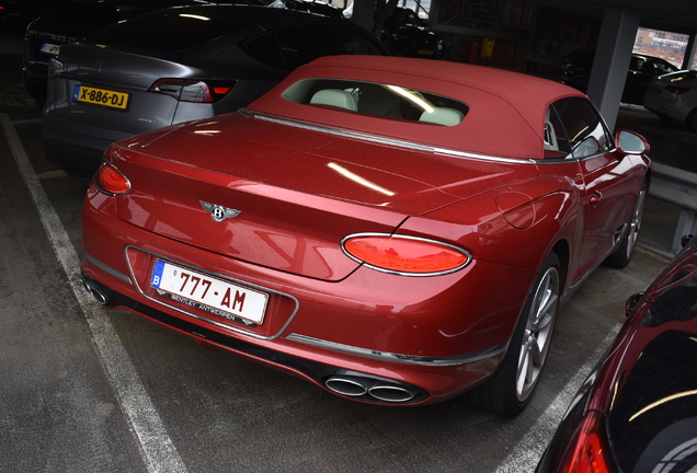 Bentley Continental GTC V8 2020