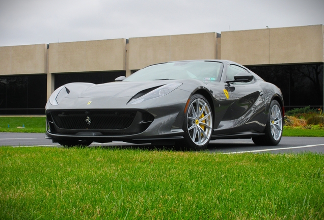 Ferrari 812 GTS