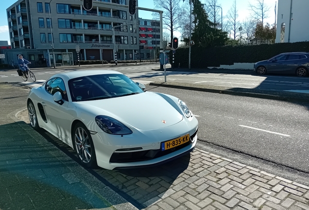 Porsche 718 Cayman GTS