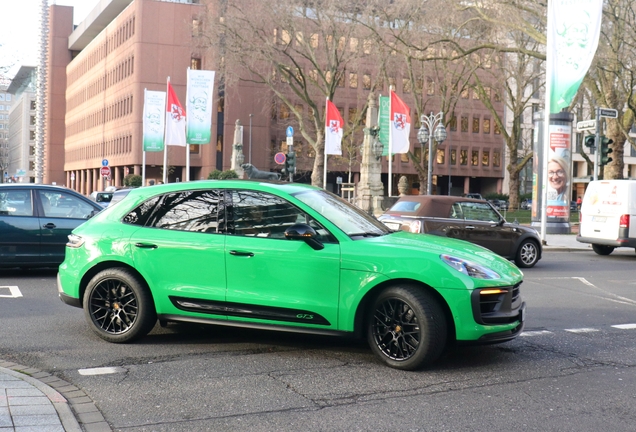 Porsche 95B Macan GTS MkIII