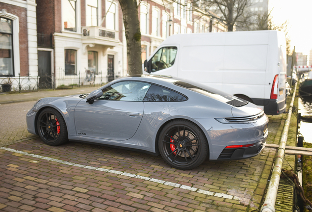 Porsche 992 Carrera GTS