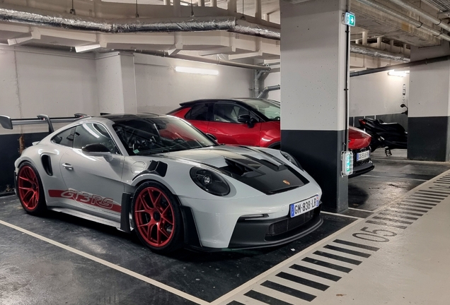 Porsche 992 GT3 RS Weissach Package