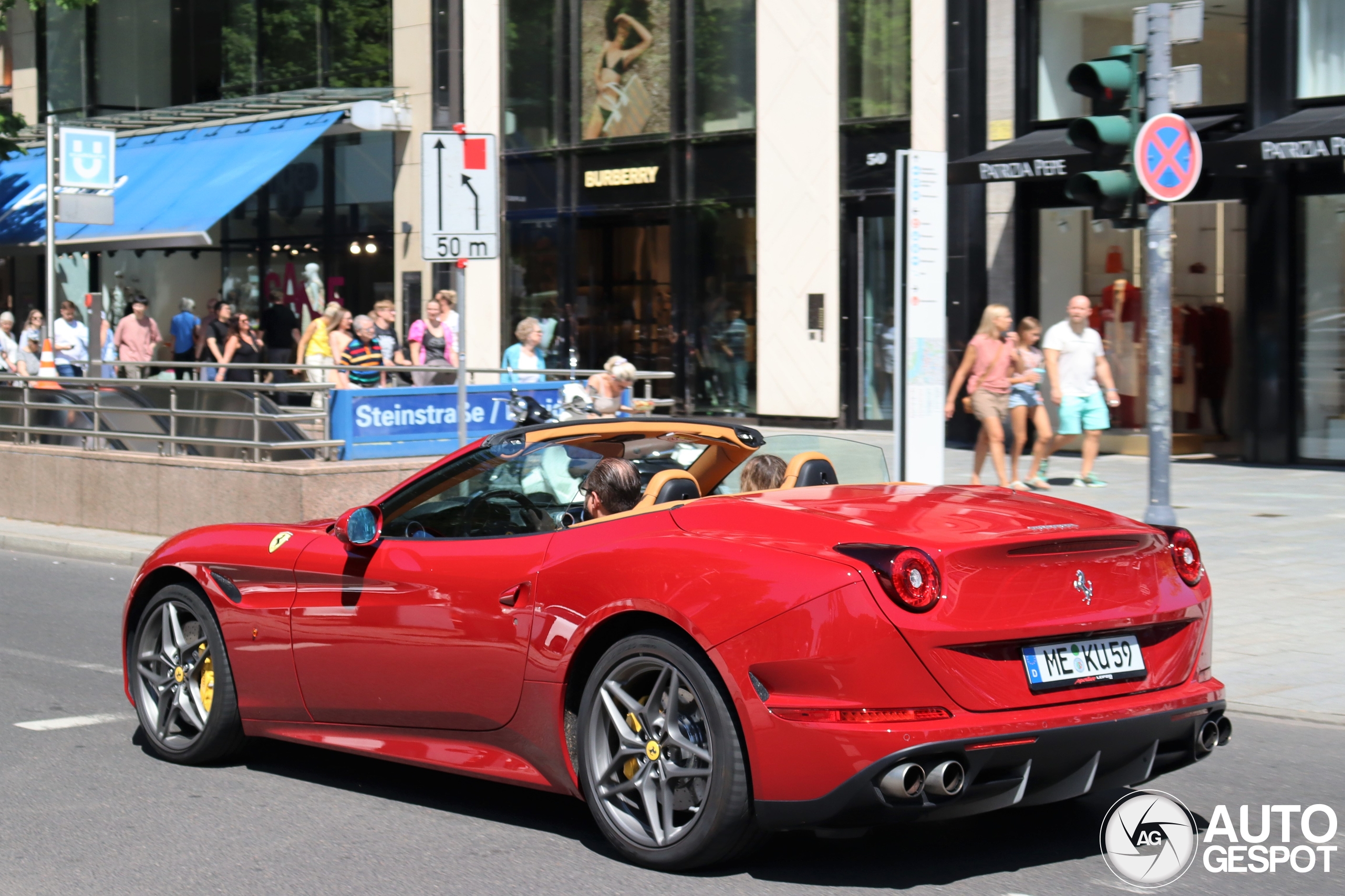 Ferrari California T