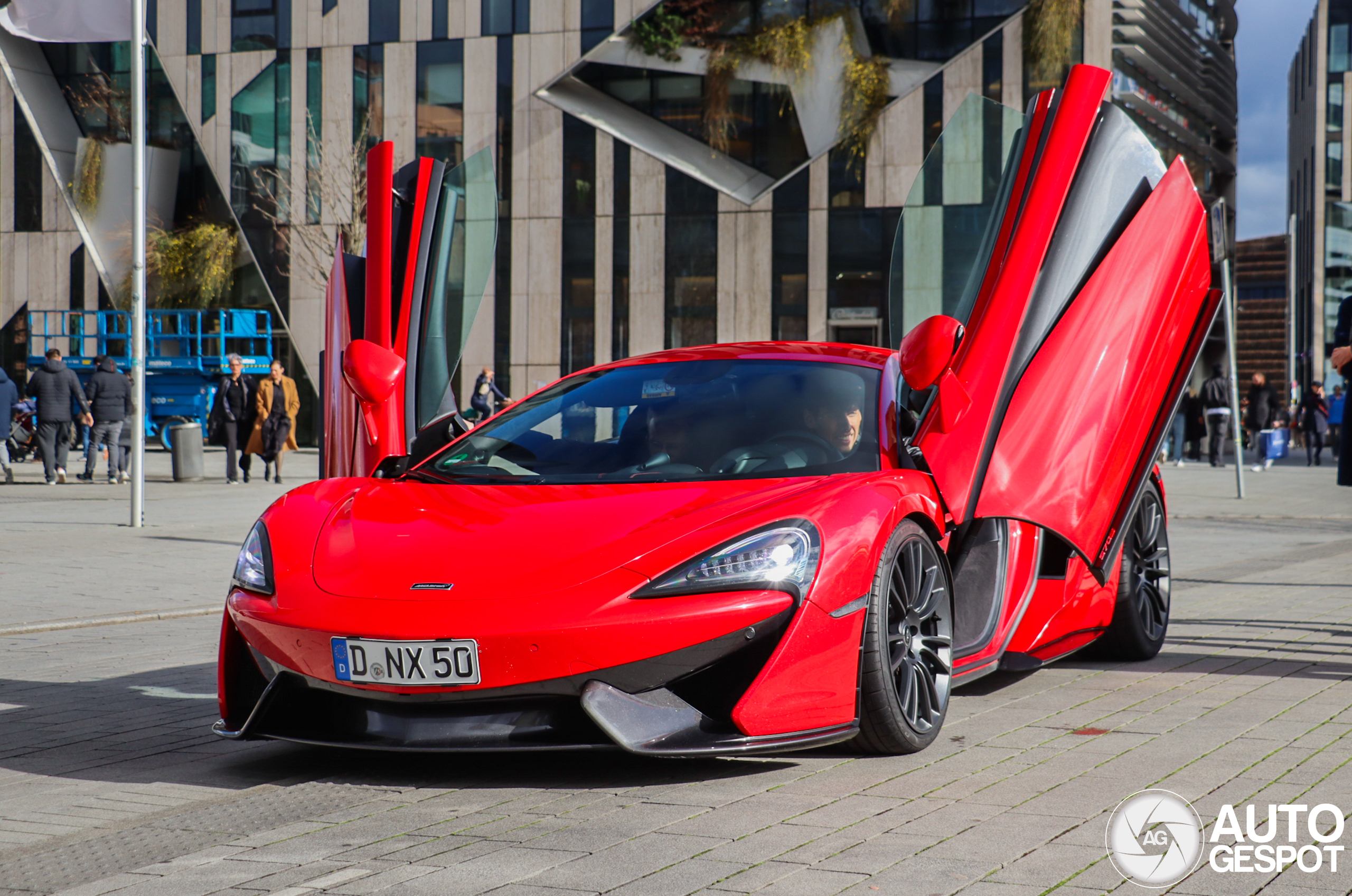 McLaren 570S