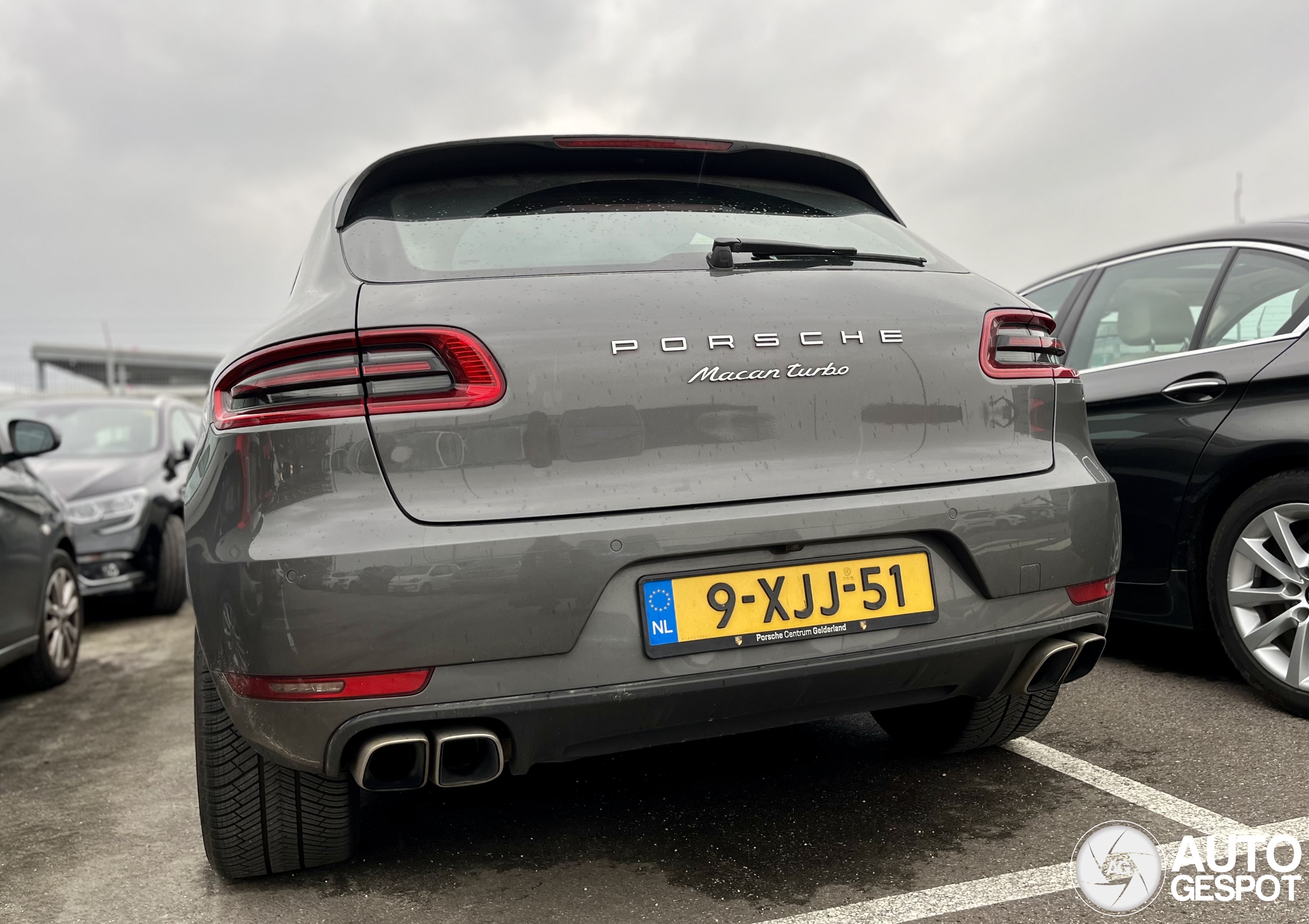 Porsche 95B Macan Turbo