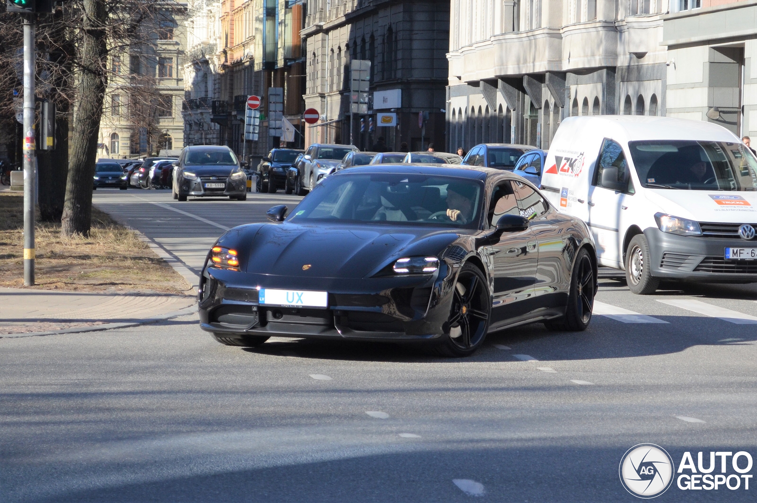 Porsche Taycan GTS