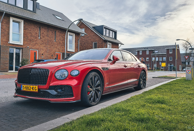 Bentley Flying Spur Hybrid Azure