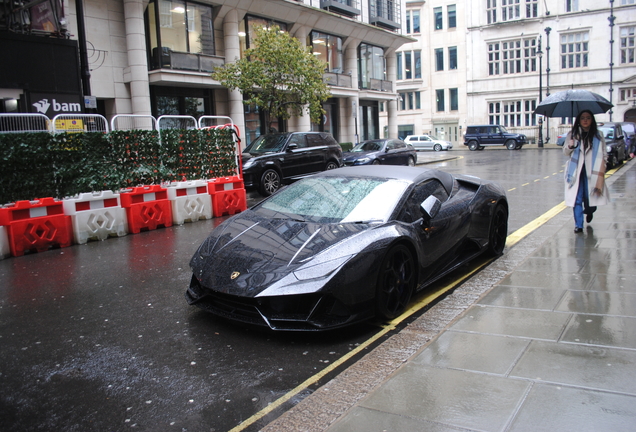 Lamborghini Huracán LP640-4 EVO Spyder