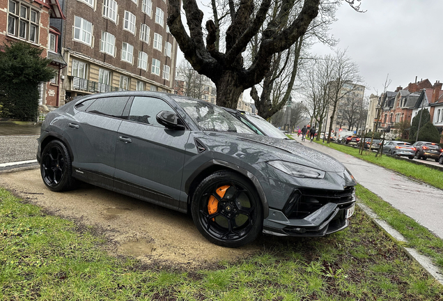 Lamborghini Urus Performante