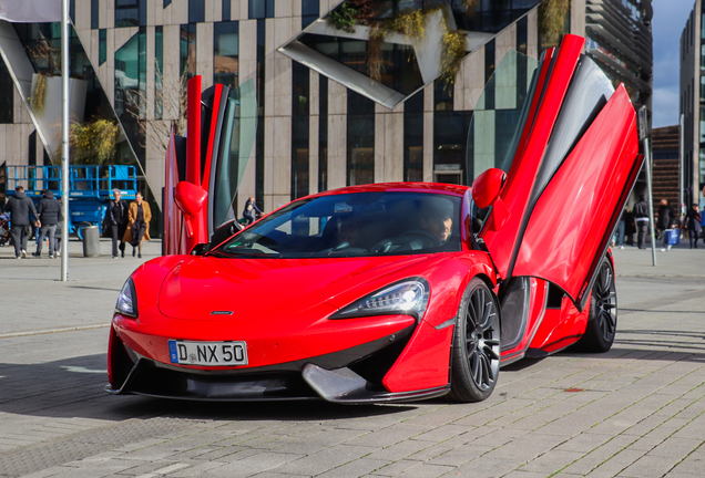 McLaren 570S