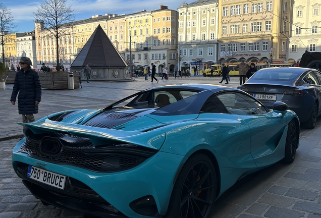 McLaren 750S Spider