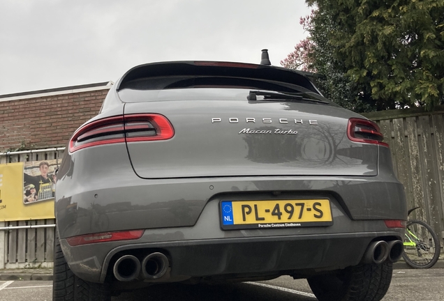 Porsche 95B Macan Turbo