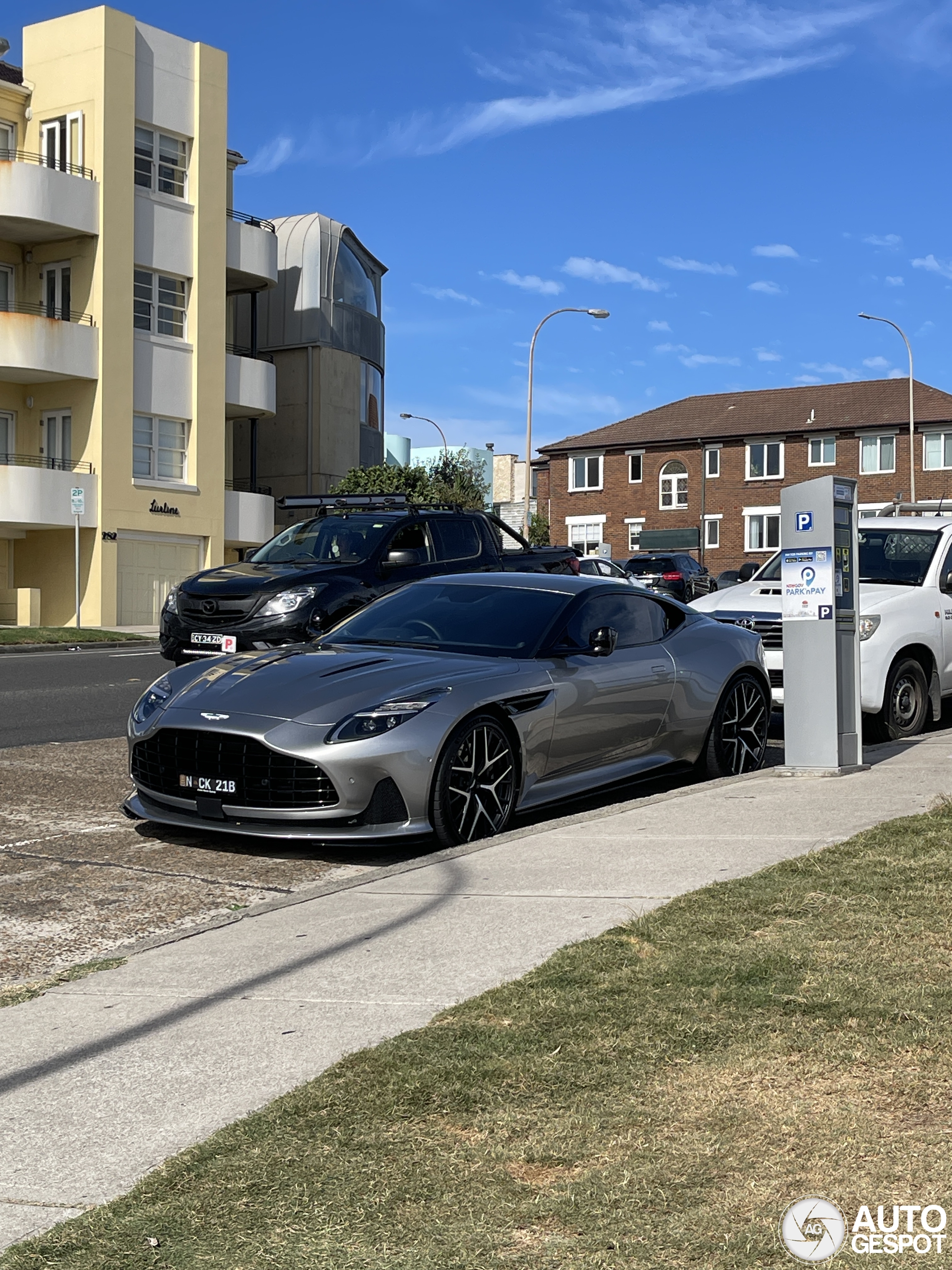 Nog eentje dan: Aston Martin DB12 in Australië