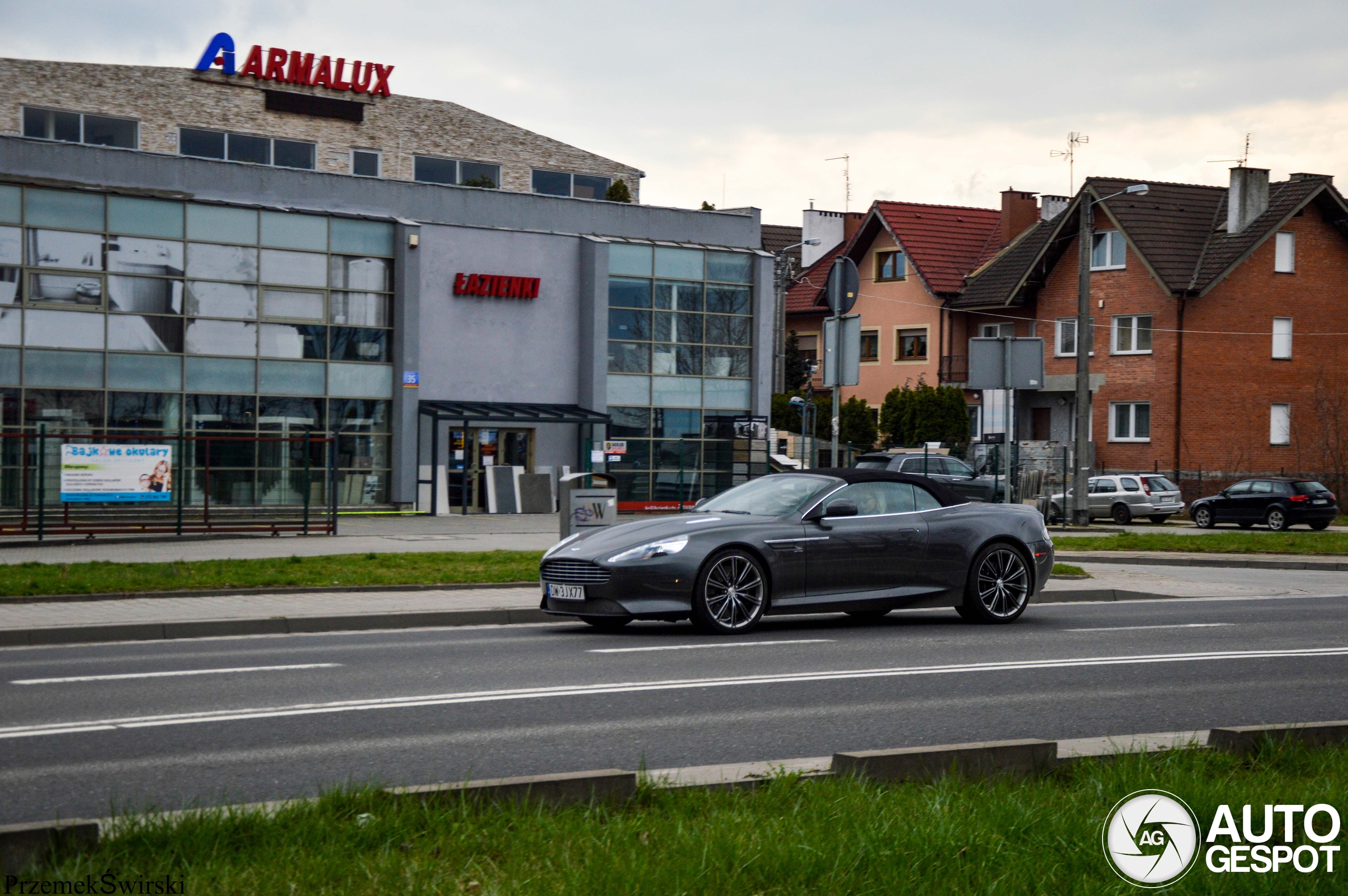 Aston Martin DB9 Volante 2013