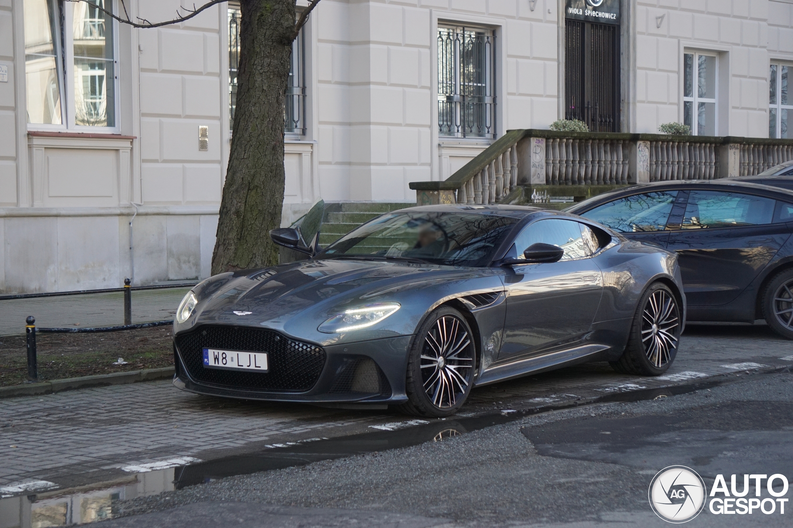 Aston Martin DBS Superleggera