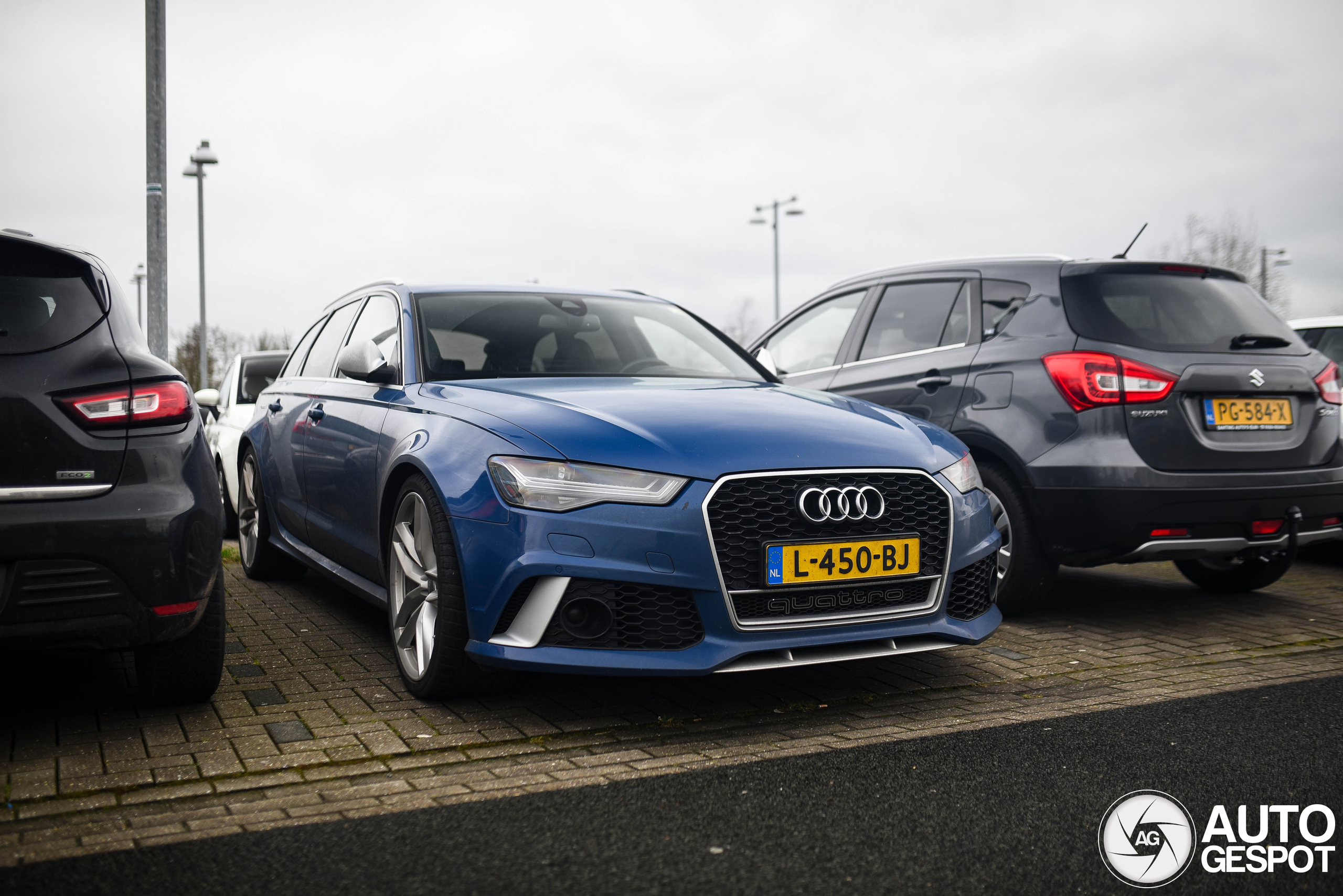 Audi RS6 Avant C7 2015