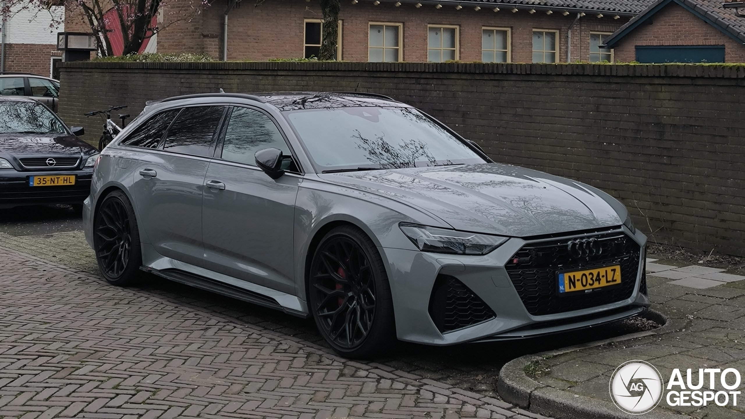 Audi RS6 Avant C8 Urban