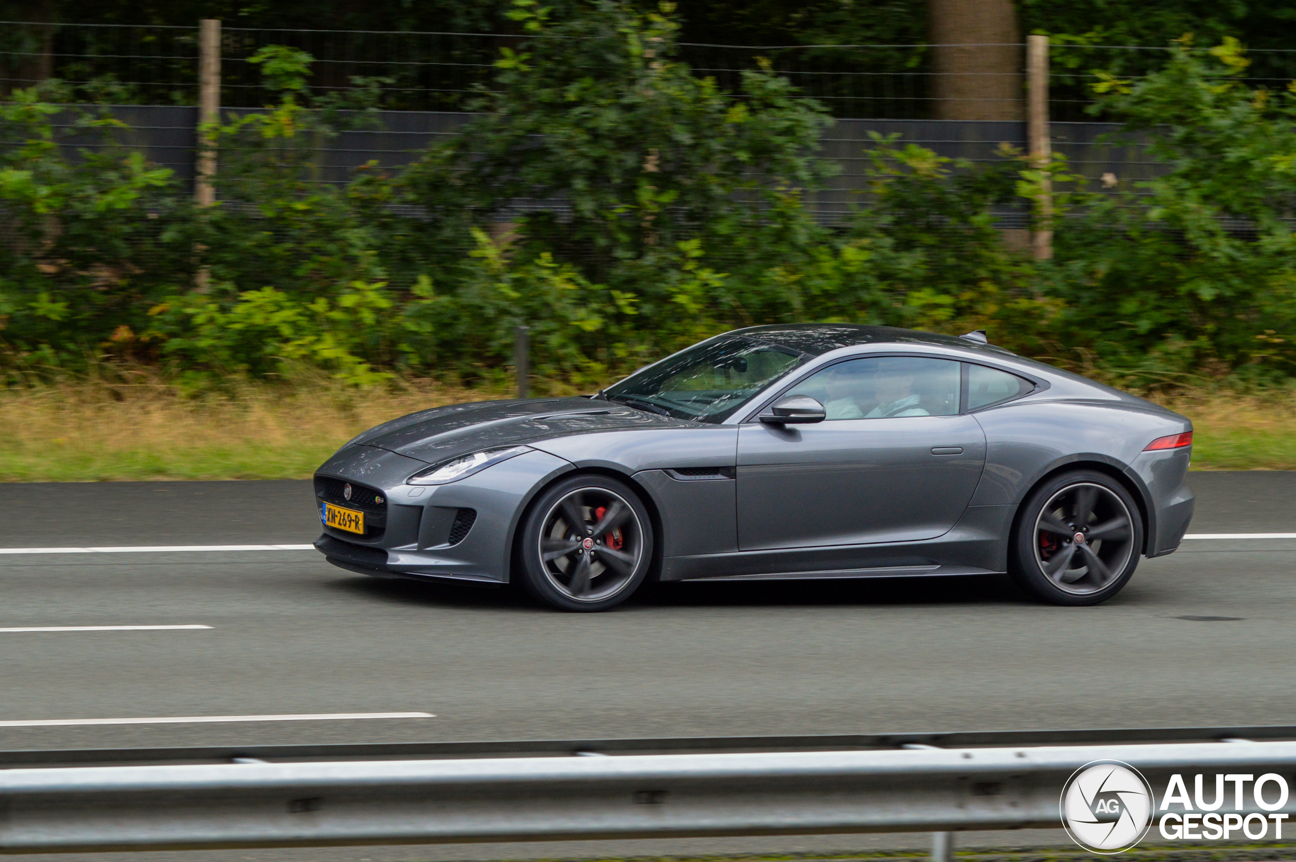 Jaguar F-TYPE S Coupé